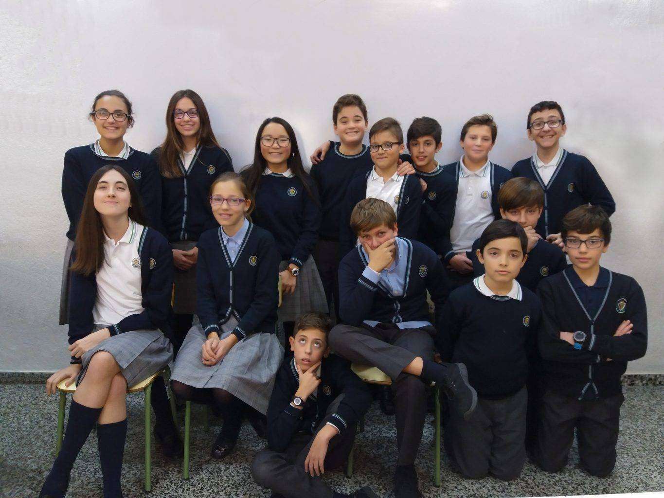 Alumnos participantes en las pruebas canguro 2019. Pureza de María Grao